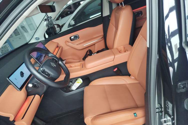 Used Leapmotor C16 2024 Pure Electric 520 Deluxe Edition Left Front Seat