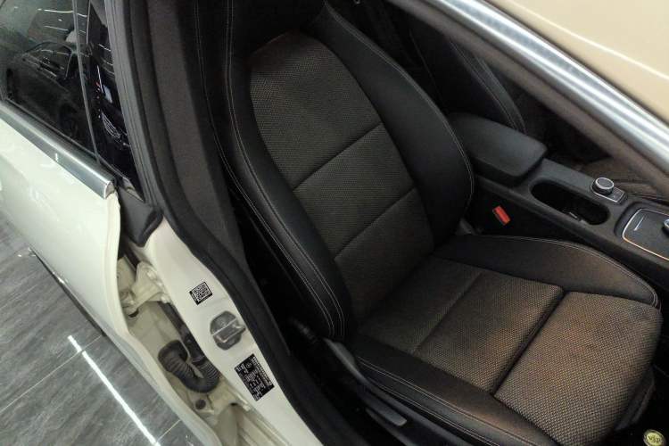 Used Mercedes-Benz CLA 2017 Facelifted CLA 180
