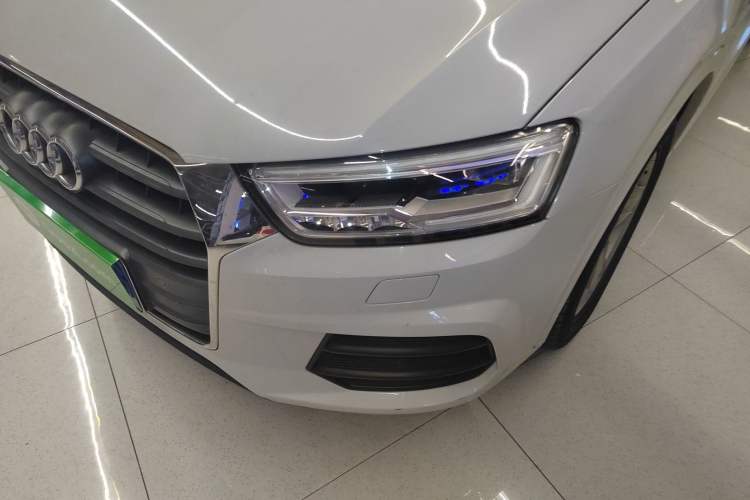 Used Audi Q3 2018 30th Anniversary Edition 30 TFSI Fashion Model
