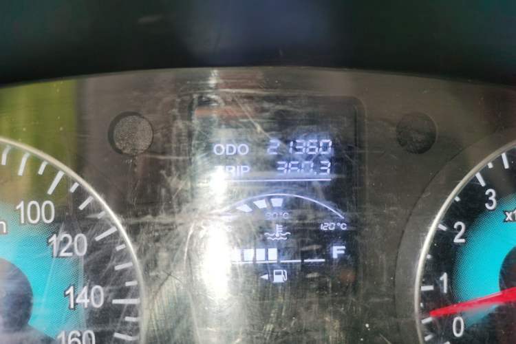 Used Jinbei Gold Hiace 2021 1.5L Passenger Vehicle Engineering Lion 6 Seats
