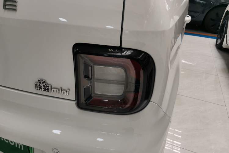 Used Geely Galaxy Panda 2024 Panda Mini 200km Endurance Bear