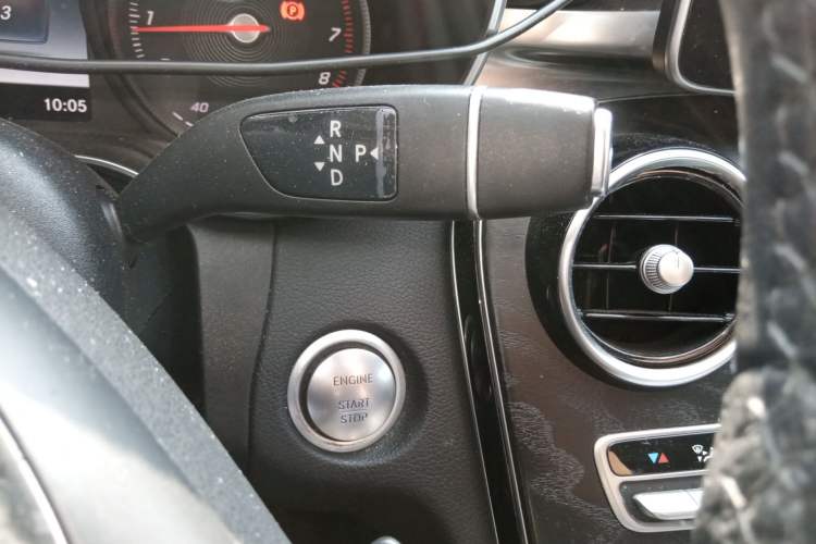 Used Mercedes-Benz C-Class 2018 C 200 L Sport Edition Gear Lever