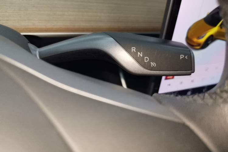 Used Tesla Model 3 2020 Long-Range Rear-Wheel-Drive Version
