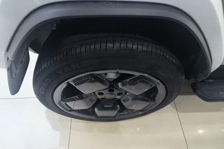 Used iCAR V23 2025 501 Four-Wheel Drive Intelligent Driving Version