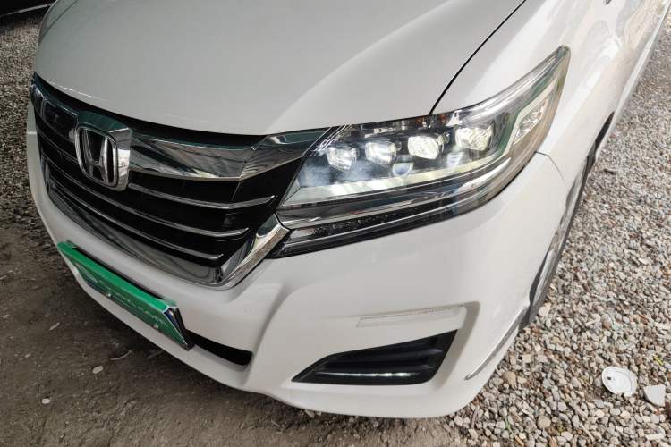 Used Honda Elysion 2016 2.4L Luxury Edition
