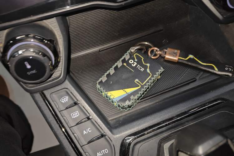 Used Lynk & Co 05 2022 05+ 2.0TD Automatic Exploration Edition
