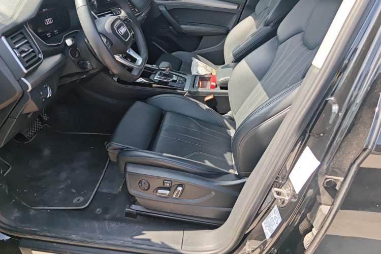 Used Audi Q5L 2025 40 TFSI Fashionable and Dynamic Edition
