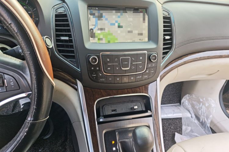 Used Roewe e950 2017 50T Hybrid Connect Flagship Edition
