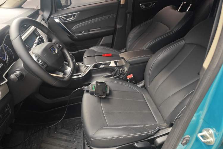 Used Geely Auto Vision X3 2019 Upgraded Model 1.5L Manual Luxury Version
