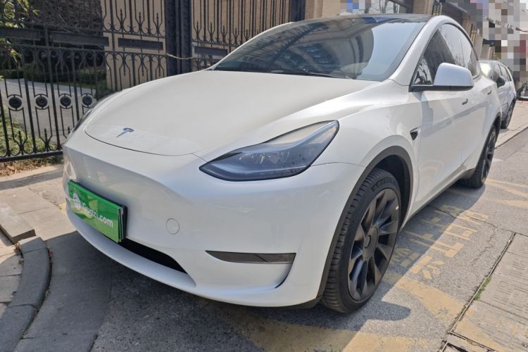 Used Tesla Model Y 2024 Long-Range All-Wheel-Drive Version