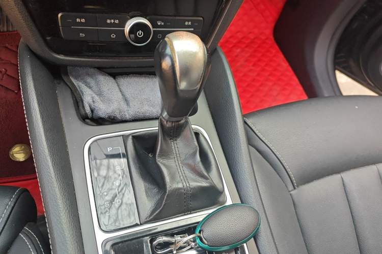 Used BYD Song MAX 2018 1.5T Automatic Smart Connect Luxury 6-Seater