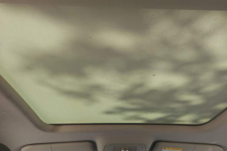 Used Roewe RX5 2019 20T Two-Wheel Drive Automatic 4G Connected Platinum Edition