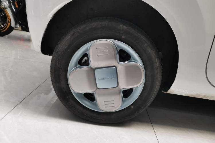 Used Geely Galaxy Panda 2024 Panda Mini 200km Endurance Bear