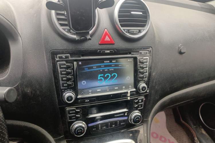 Used Haval H6 2015 Upgraded Model 1.5T Manual Two-Wheel Drive Elite Version