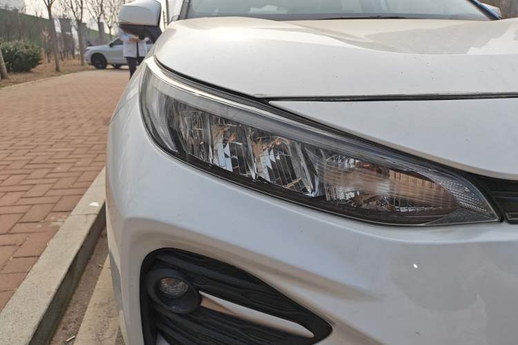 Used Toyota Wildlander 2022 2.0L CVT Two-Wheel Drive Leading Edition Right Front Headlight