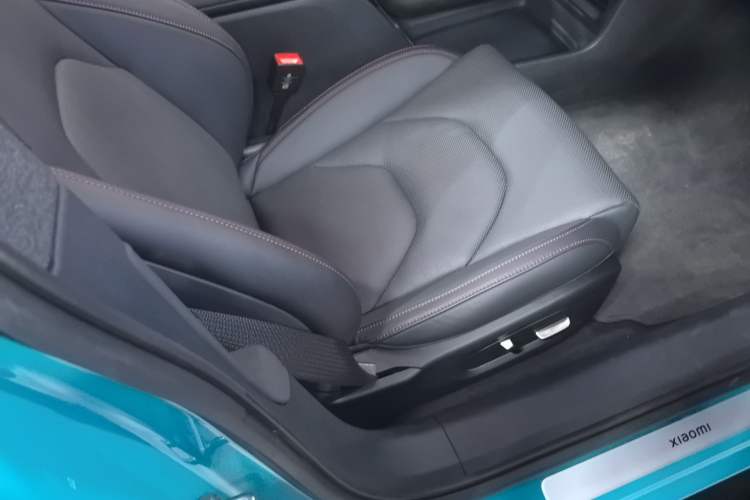 Used Xiaomi Auto SU7 2024 Rear-Drive Ultra-Long Range Advanced Pro-Level Intelligent Driving Version Right Front Seat