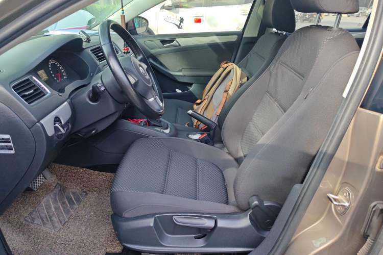 Used Volkswagen Sagitar 2014 Revised Version 1.6L Automatic Leading Edition