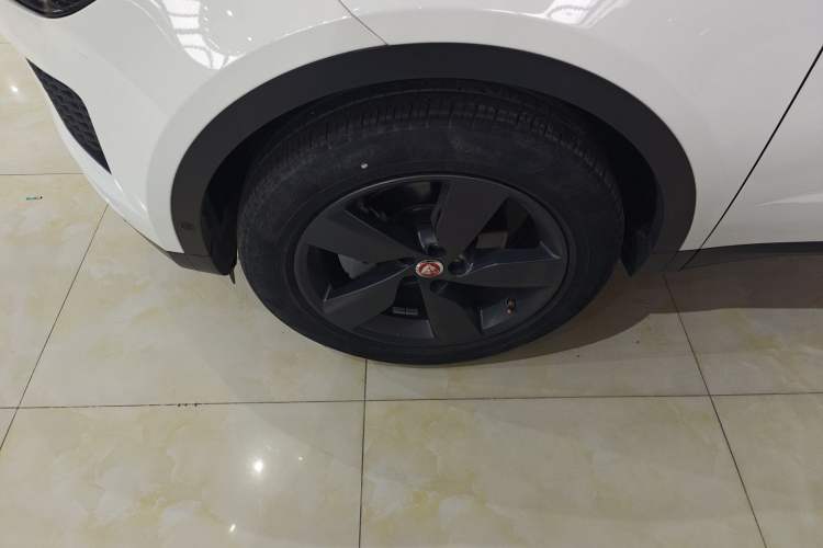 Used Jaguar E-PACE 2018 P200 S China VI Left Front Wheel Hub