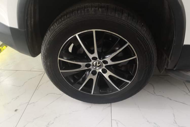 Used Volkswagen Tiguan 2015 1.8TSI Automatic Two-Wheel Drive Luxury Model