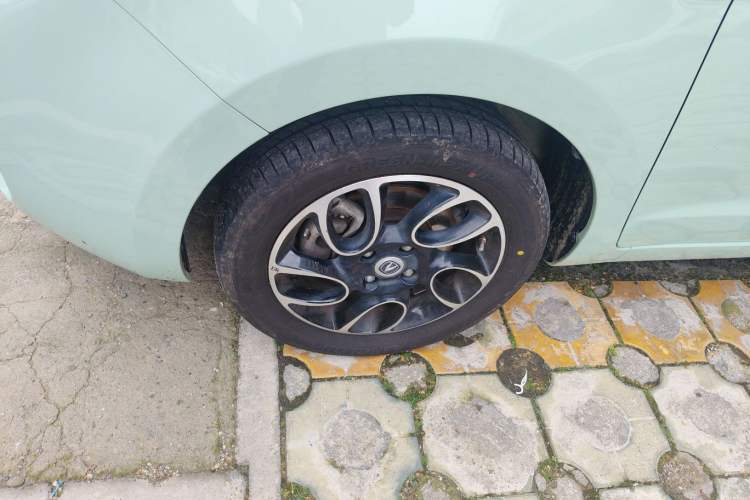 Used CHANGAN OSHAN Benni E-Star 2021 National Edition Colorful Version Lithium Iron Phosphate (31.86 kWh) Left Front Wheel Hub