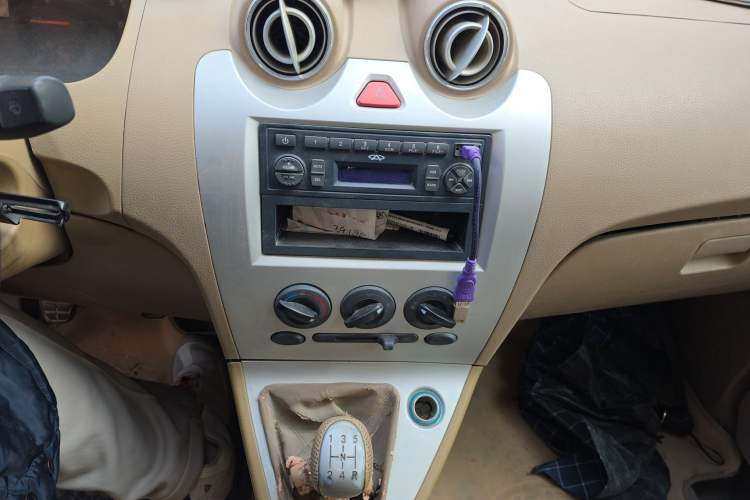 Used Karry Youya 2 2013 1.5L Standard Model
