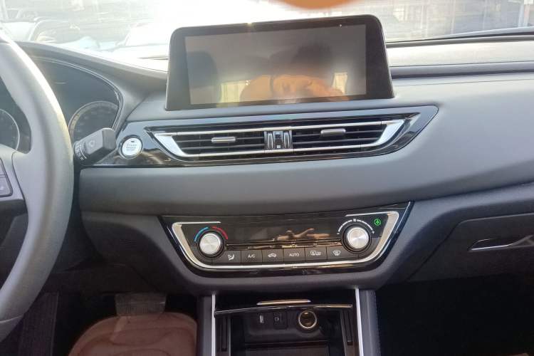 Used CHANGAN Ruicheng CC 2022 Blue Whale Edition 1.5T DCT Luxury Model
