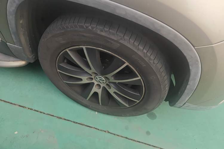 Used Volkswagen Tiguan 2013 1.8 TSI Automatic All-Wheel Drive Luxury Model
