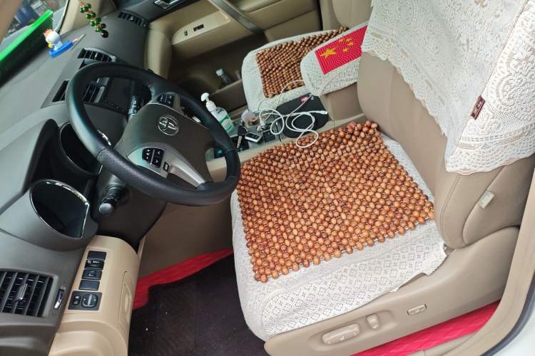 Used Toyota Highlander 2012 2.7L Two-Wheel Drive 7-Seater Luxury Edition