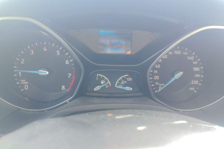 Used Ford Focus 2017 Hatchback 1.6L Automatic Fashion Edition Smart Drive Version