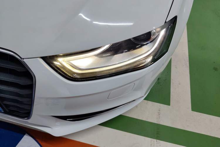 Used Audi A4L 2016 30 TFSI Collector's Edition Automatic Comfort Model