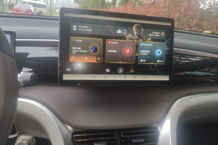 Used BYD Song Pro New Energy 2023 Champion Edition DM-i 110KM Beyond Model Audio And AC Panel