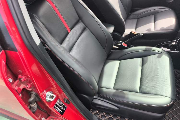 Used Toyota YARiS L Zhi Xuan 2020 X-Trail X 1.5L CVT Prestige Edition Right Front Seat