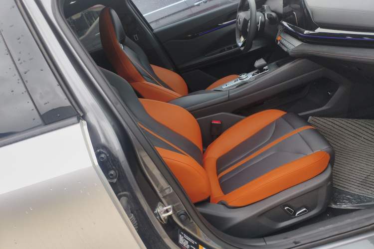 Used Changan UNI-V 2024 1.5T Prestige Sport Edition