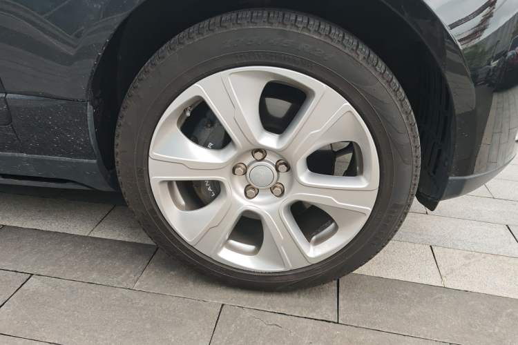 Used Land Rover Range 2019 3.0 SC V6 Long-wheelbase Version