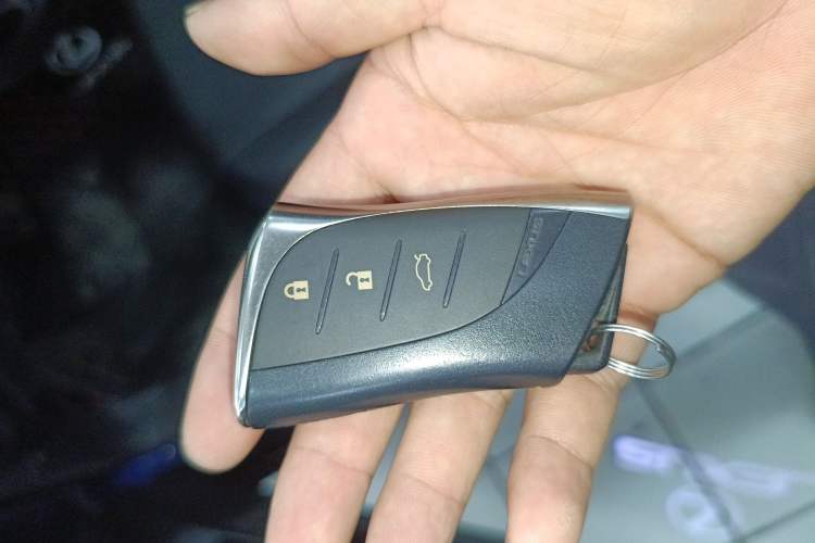 Used Lexus ES 2020 200 Excellence Edition