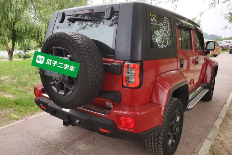 Used BAIC Off-Road BJ40 2023 2.0D Automatic Four-Wheel Drive Blade Hero Edition Adventurer Type (with Front and Rear Electronic Locks)
