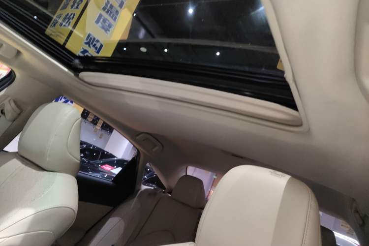 Used Toyota Avalon 2021 2.5L Luxury Edition