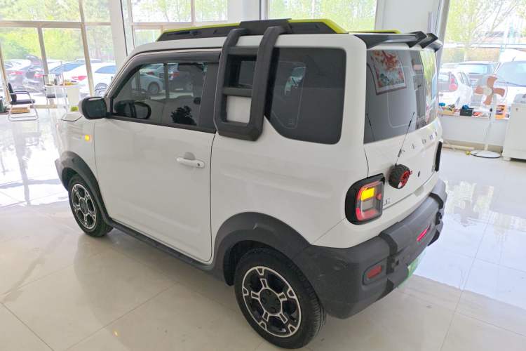 Used Geely Galaxy Panda 2024 200km Panda Rider Rear Left 45 Deg