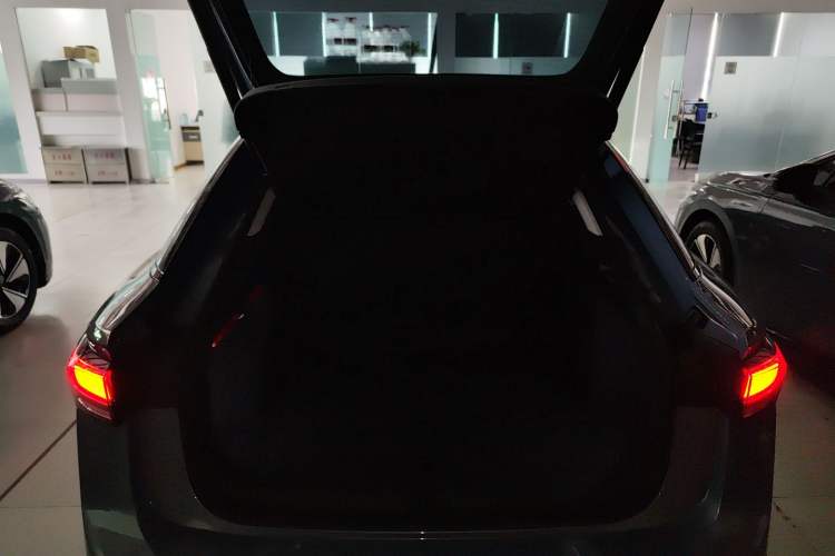 Used Volkswagen ID.7 VIZZION 2024 AIR model