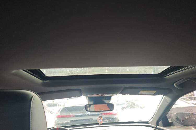 Used GAC Trumpchi EMPOW 2023 270T DCT J16 Version Headliner