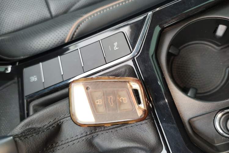 Used Volkswagen Passat 2021 330TSI Luxury Edition
