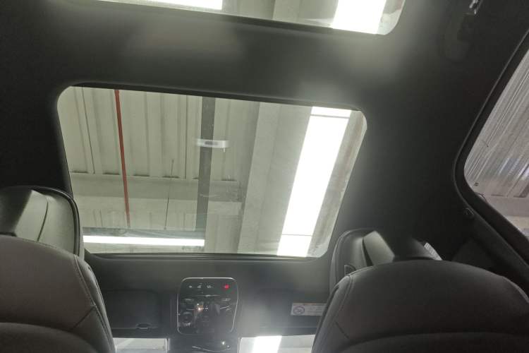 Used Mercedes-Benz C-Class 2024 Facelift C 260 L Night Edition Sport Version Headliner