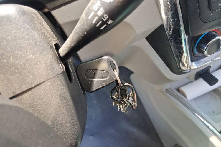 Used Jinbei New Hiace X30L 2021 1.5L Wealth Van Non-Air-Conditioned Version China VI Standard SWC15M
