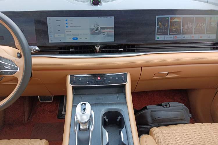 Used VOYAH Dream 2022 Low-Carbon Edition Dream+ Smart Enjoyment Package Audio And AC Panel