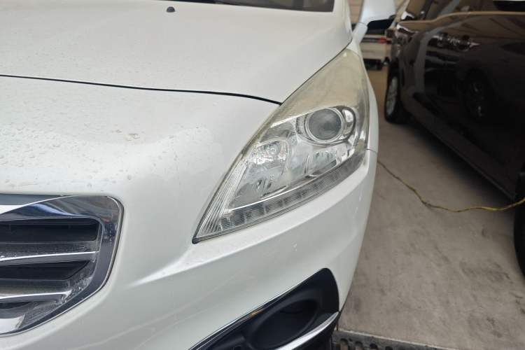 Used Peugeot 3008 2013 1.6THP Automatic Prestige Edition Left Front Headlight