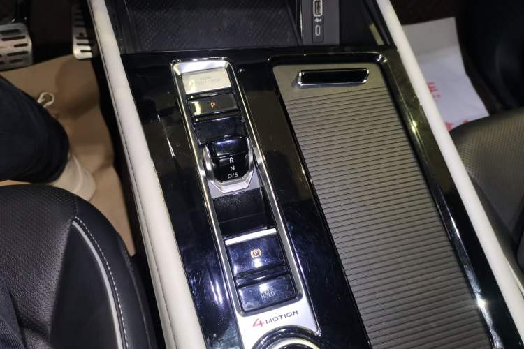 Used Volkswagen Teramont 2022 380TSI Four-Wheel Drive Luxury Edition Gear Lever