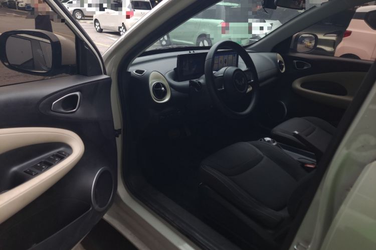 Used Wuling Bingo 2023 333 km Fast-Share Version Driver Seat