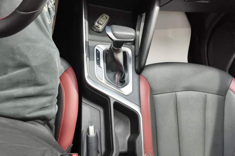 Used Geely Auto Vision X3 2021 PRO 1.5L CVT Deluxe Model