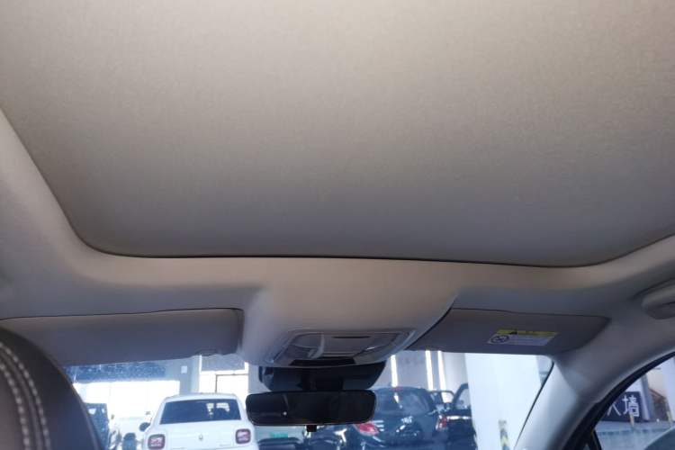 Used ORA Good Cat GT 2022 Mulan Edition 401 km Standard Range
