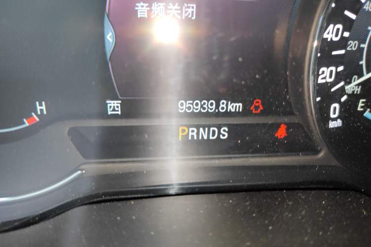 Used Lincoln MKC 2014 2.0T Two-Wheel-Drive Luxury Edition
